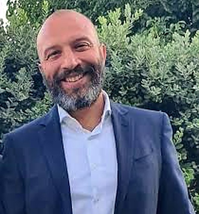 Nicola Armenise, psicologo e psicoterapeuta